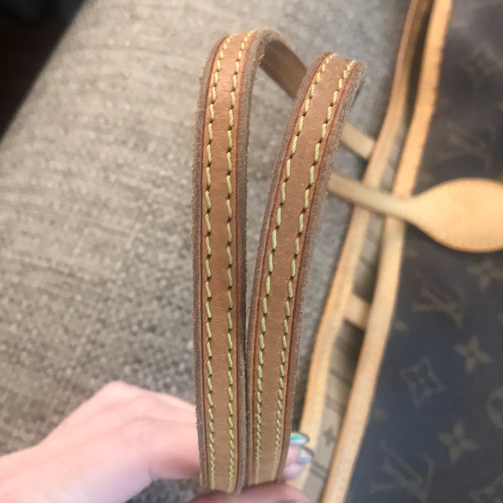 Additional Pictures- LV Neverfull MM